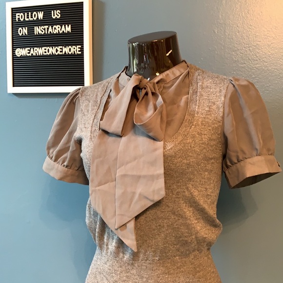 Stretchy Cotton Top with Sheer Sleeves - Picture 2 of 6